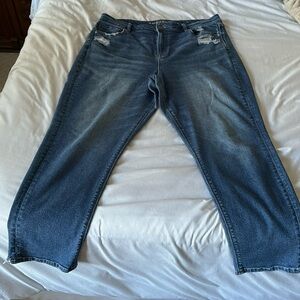 American Eagle stretch mom jeans